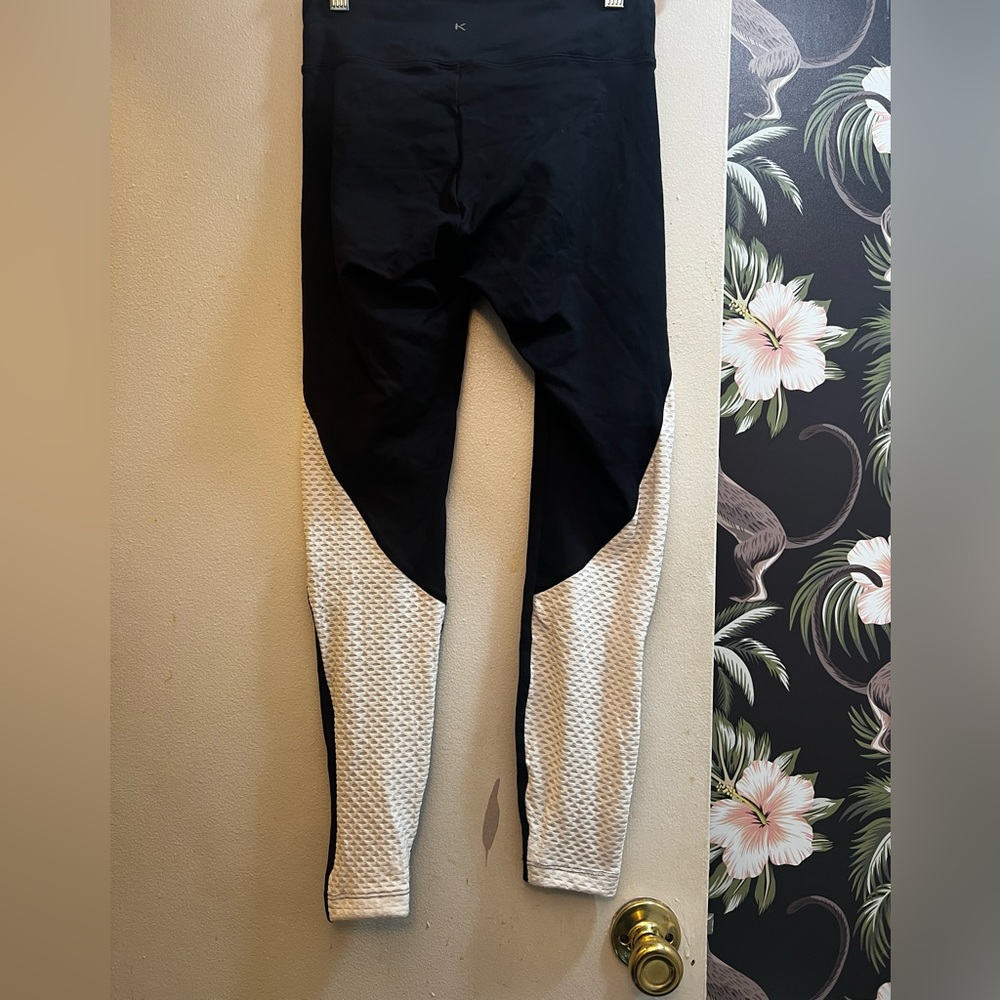 Koral Black/White Compression Leggings